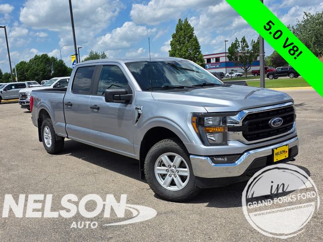 Iconic Silver Metallic 2023 Ford F-150 XLT SuperCrew 4WD Pickup Truck Four-Wheel Drive Automatic