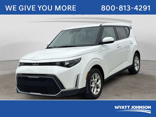 2023 Kia Soul LX FWD