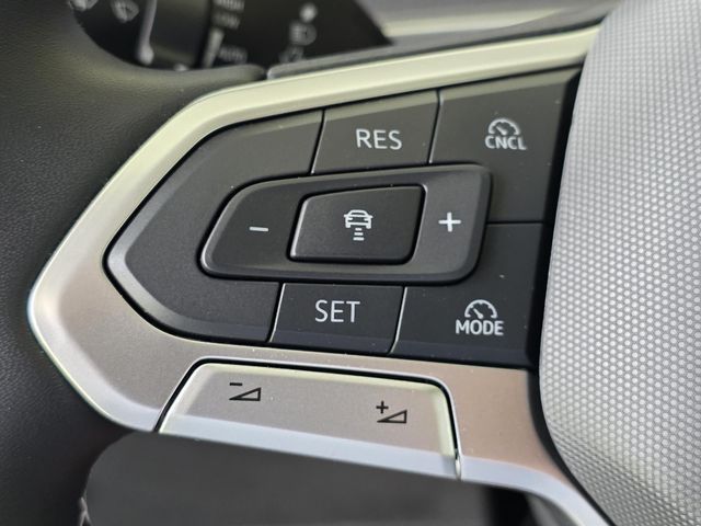Used 2025 Volkswagen Tiguan SUV