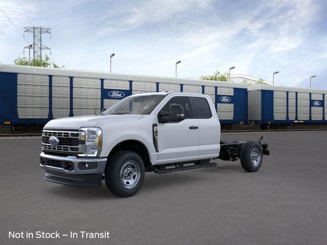 2026 Ford F-350 Chassis XL