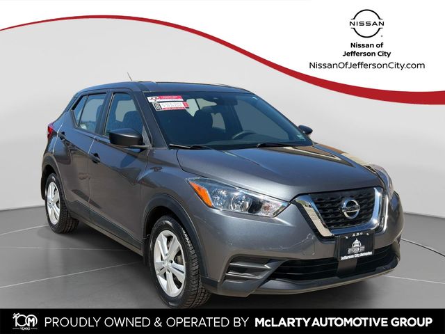 Gray (Gun Metallic) 2020 Nissan Kicks S FWD SUV / Crossover Front-Wheel Drive Continuously Variable Transmission