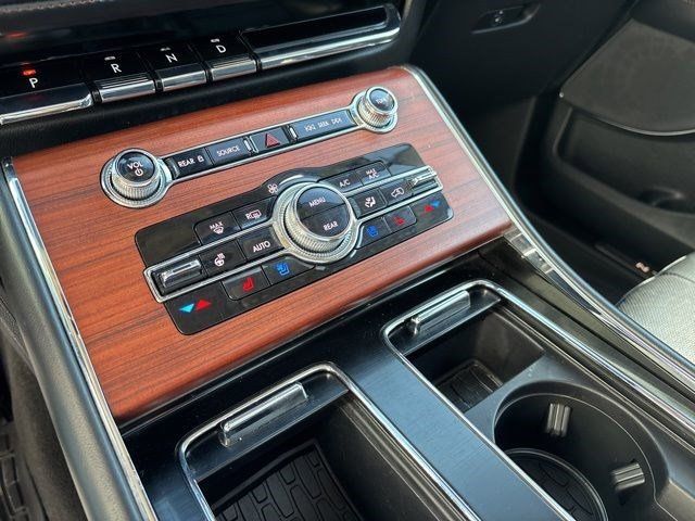 2021 Lincoln Aviator Reserve photo