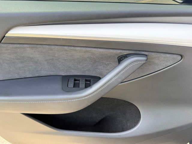 Used 2024 Tesla Model Y SUV