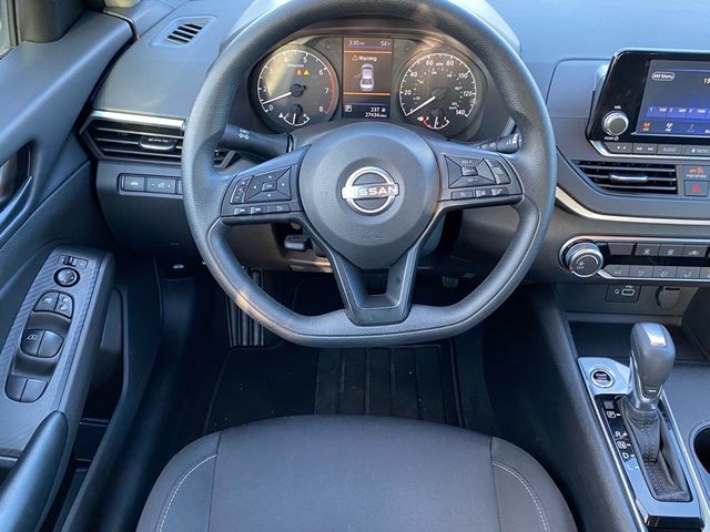 2024 Nissan Altima 2.5 S 8