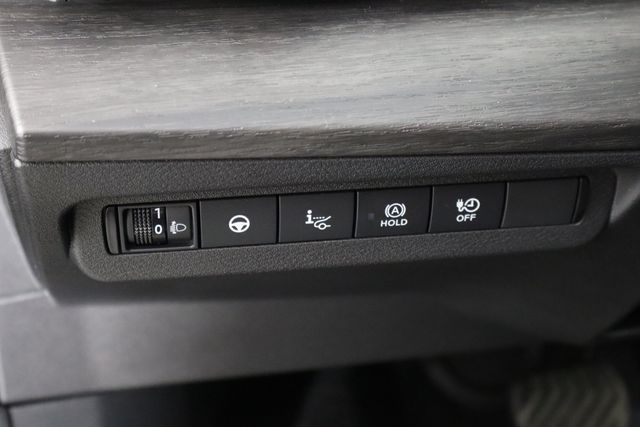 NissanAriya22