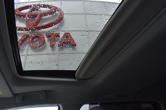 Used 2024 Toyota Sienna Van