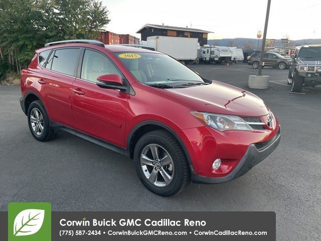 2015 Toyota RAV4 XLE 28