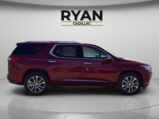 used 2021 Chevrolet Traverse car, priced at $29,574