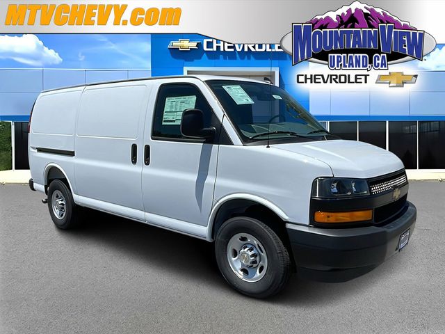 2025 Chevrolet Express Cargo 2500 RWD