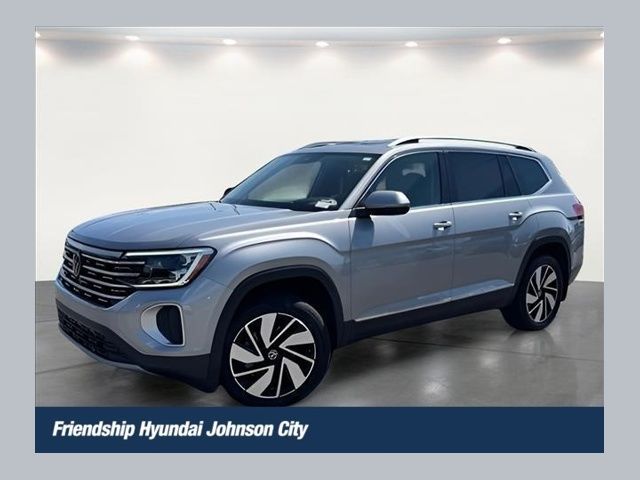 Silver Mist Metallic 2024 Volkswagen Atlas SUV / Crossover All-Wheel Drive 8-Speed Automatic