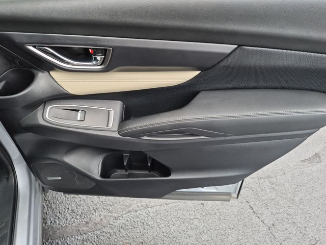 Used 2022 Silver Subaru Limited image 36