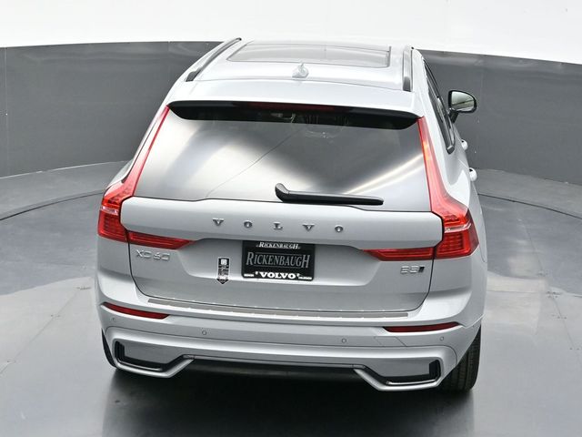 2025 Volvo XC60  photo