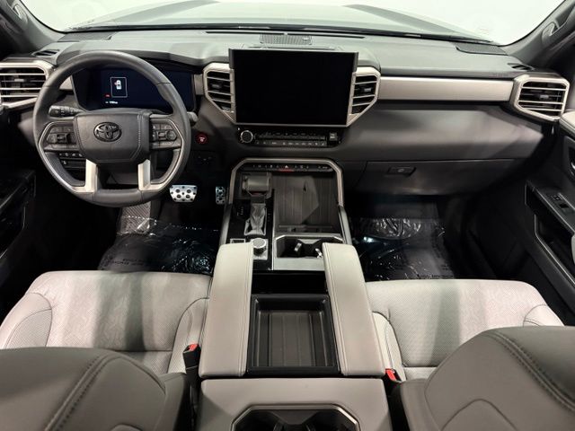 Used 2025  Toyota Limited image 32