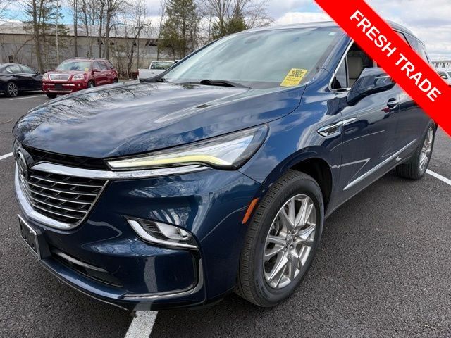 2023 Buick Enclave Essence AWD