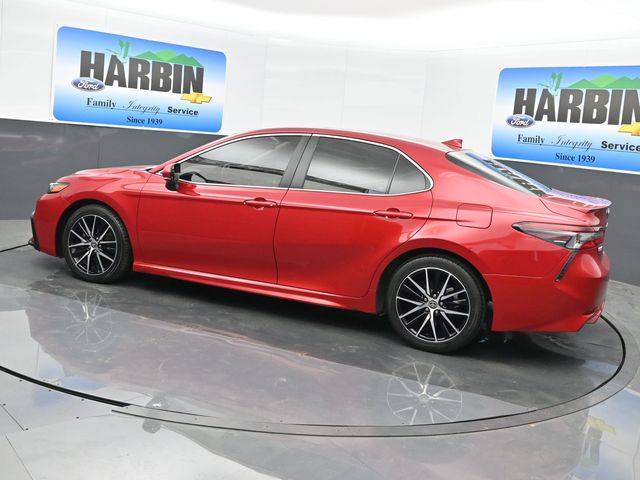 2021 Toyota Camry SE photo