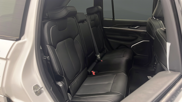 New 2026 Bright White Clearcoat Jeep Limited Reserve image 25
