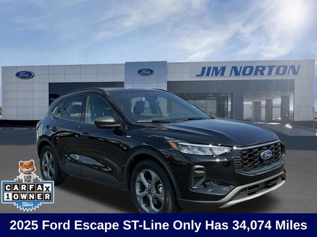 Agate Black Metallic 2025 Ford Escape SUV / Crossover Front-Wheel Drive 8-Speed Automatic