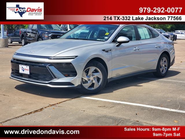 Aero Silver 2025 Hyundai Sonata SE FWD Sedan Front-Wheel Drive 8-Speed Automatic