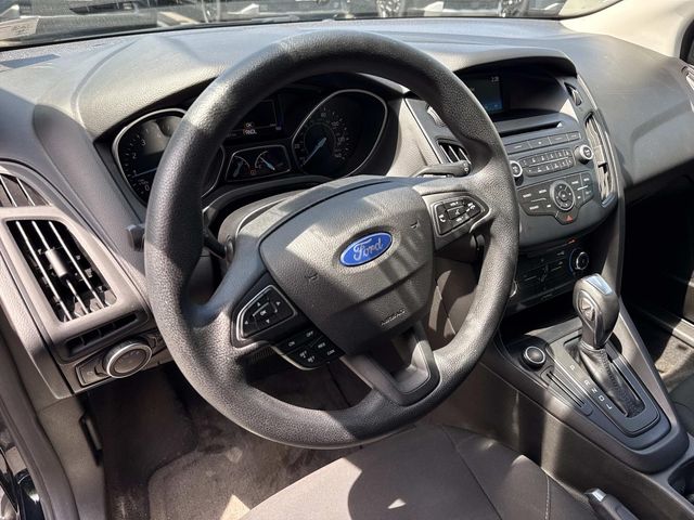 Used 2016 Ford Focus SE with VIN 1FADP3K29GL309249 for sale in Manassas, VA