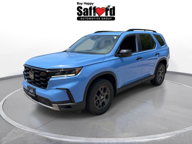2025 Honda Pilot TrailSport AWD's photo