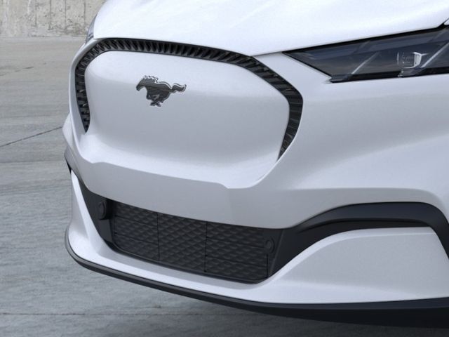 New 2026 White Ford Select image 17