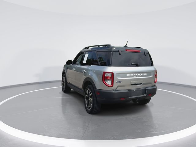 Used 2023 Silver Ford Outer Banks image 8