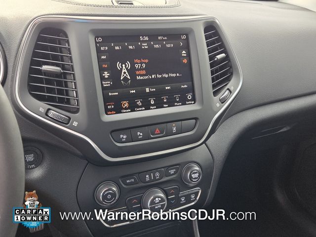 Used 2023 White Jeep Altitude image 20