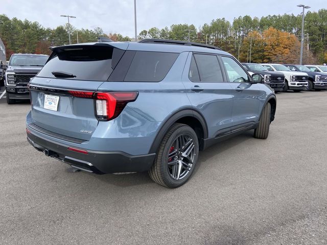 2025 Ford Explorer ST-Line 3