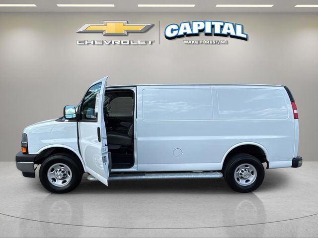 Used 2024 White Chevrolet Work Van image 14