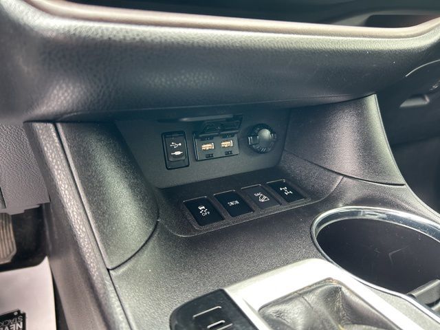 used 2019 Toyota Highlander car, priced at $23,999
