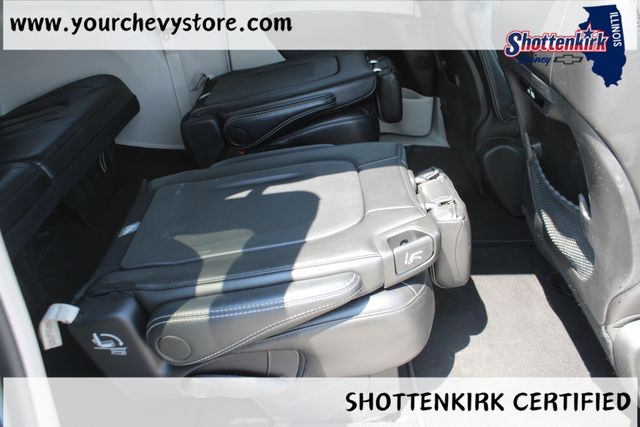 Used 2024 Chrysler Pacifica Van