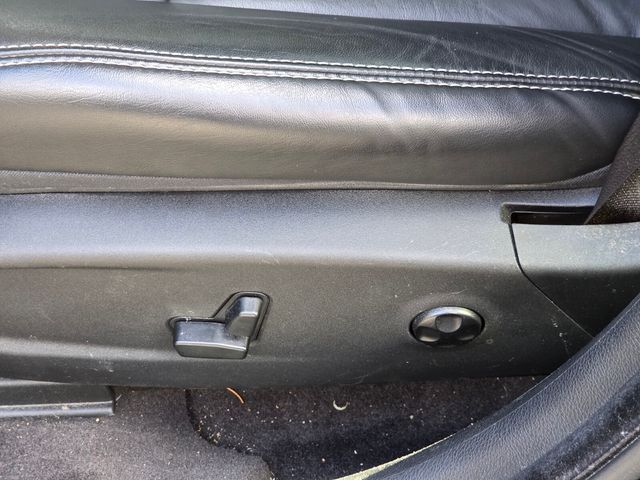 Used 2018 Black Chrysler S image 16