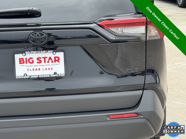2025 Toyota RAV4 XLE - 8