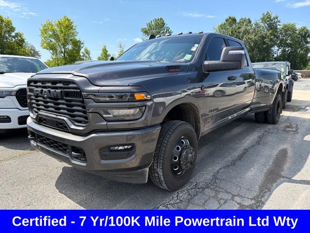 Crystal Metallic 2025 RAM 3500 Pickup Truck Four-Wheel Drive 8-Speed Automatic