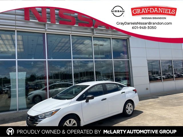 White (Fresh Powder) 2025 Nissan Versa S FWD Sedan Front-Wheel Drive Continuously Variable Transmission