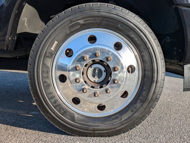 2019 Ford F-450SD Platinum - 11