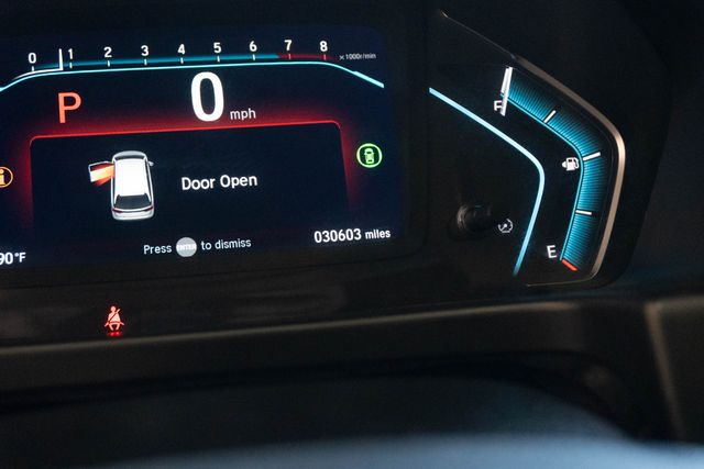 Used 2023 Honda Odyssey Van