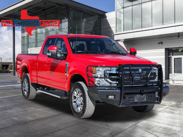 2022 Race Red Ford Super Duty F-250 SRW Lariat 4X4 Truck