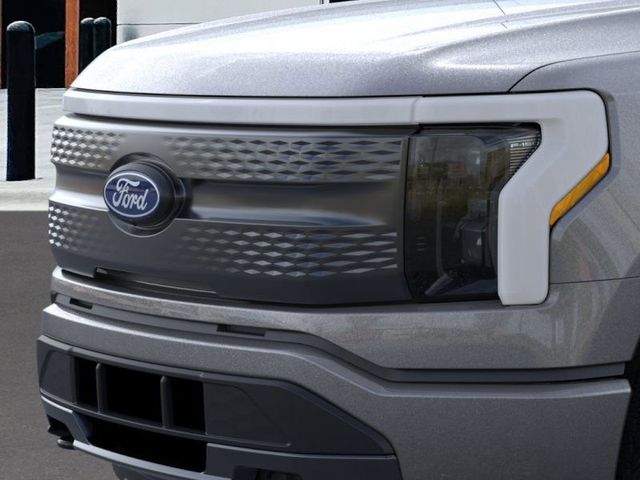 2024 Ford F-150 Lightning XLT 17