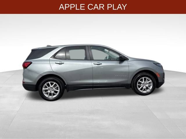 2023 Chevrolet Equinox LS photo