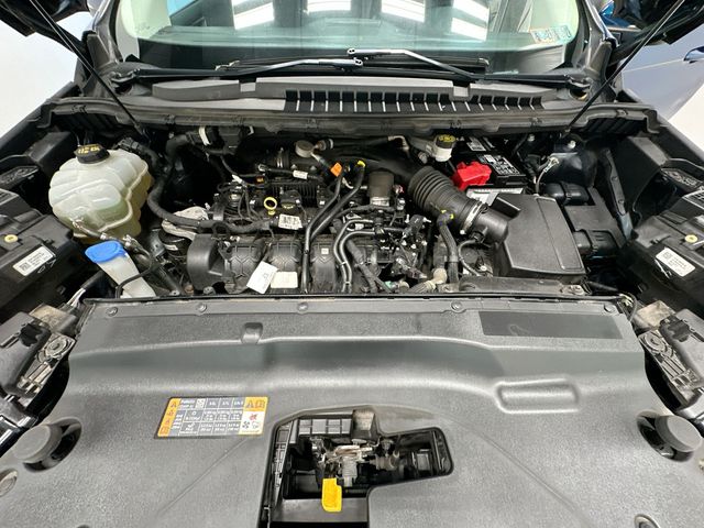 2020 Ford Edge SEL Green at Luther Ford