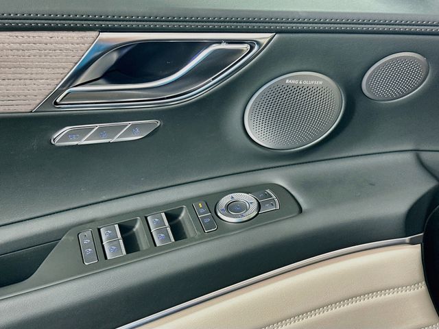Thumbnail: 2027 Genesis GV80 - 20