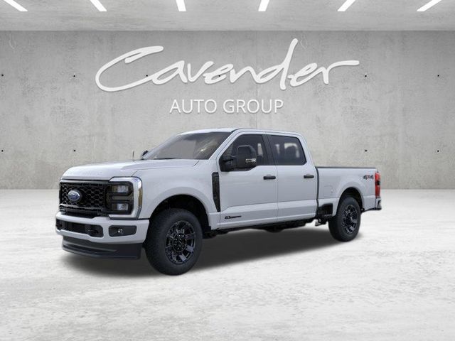 Oxford White 2026 Ford F-250 Super Duty Pickup Truck Four-Wheel Drive Automatic