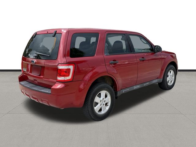 2011 Ford Escape XLS - 4