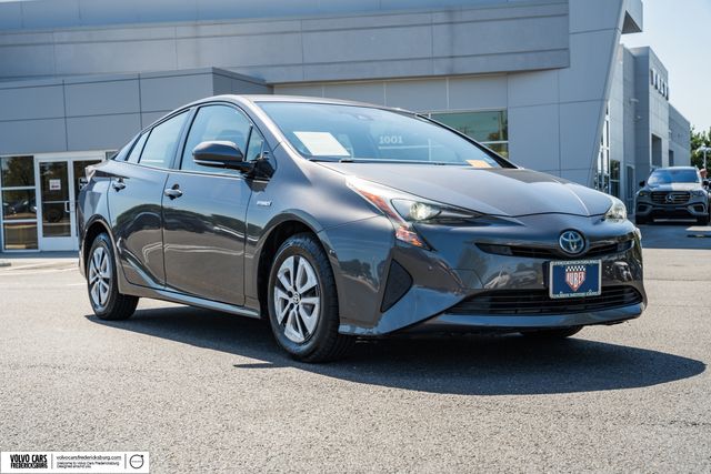 Magnetic Gray Metallic 2018 Toyota Prius Hatchback Front-Wheel Drive Continuously Variable Transmission