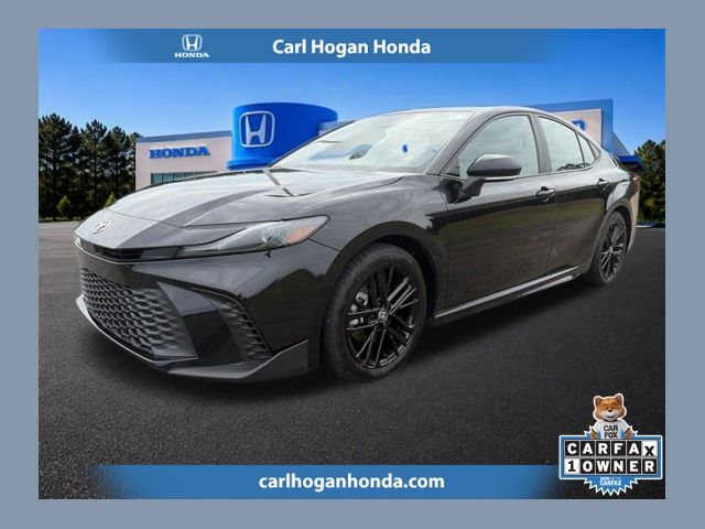 2025 Toyota Camry SE FWD