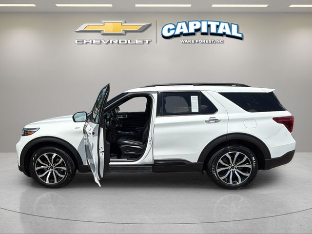 Used 2022 White Ford ST-Line image 3