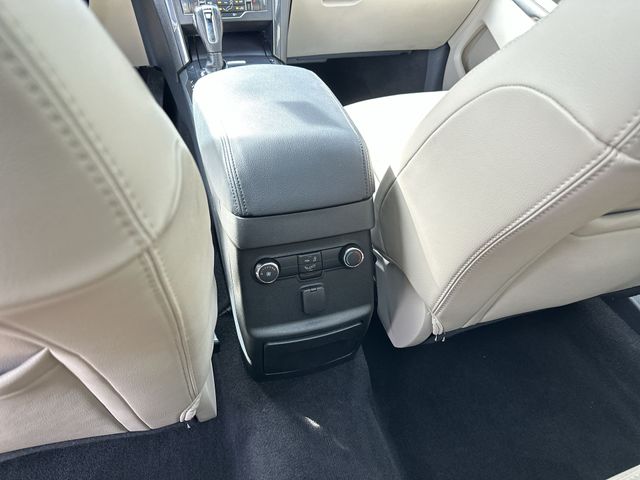 Used 2018 Gray Ford XLT image 25