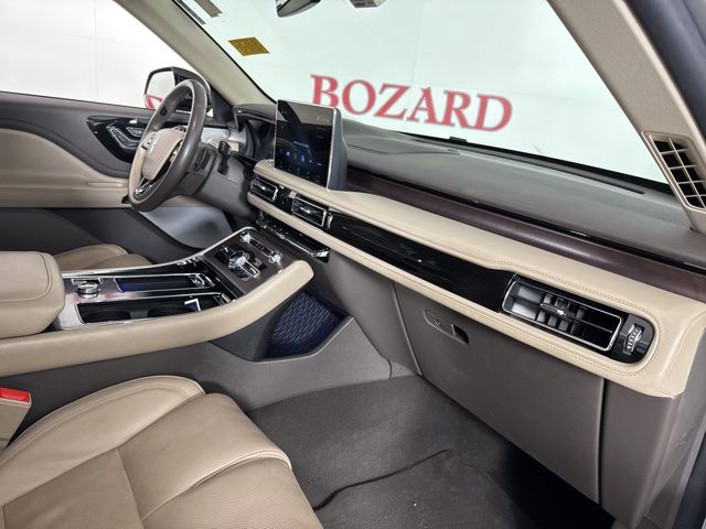 2022 Radiance Lincoln Aviator Plug-In Hybrid Grand Touring AWD SUV