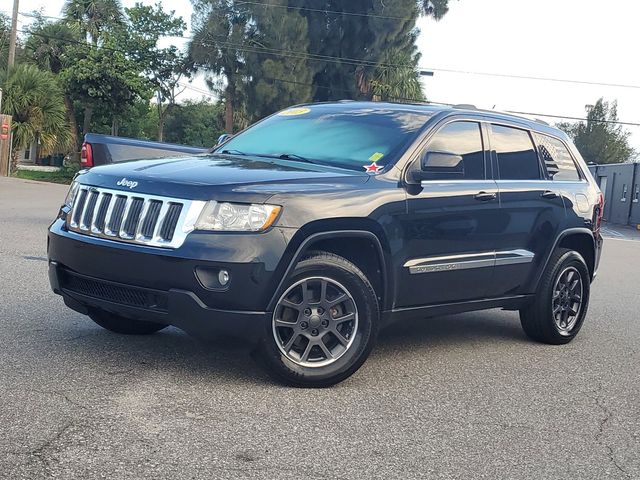 2013 Jeep Grand Cherokee Laredo 1